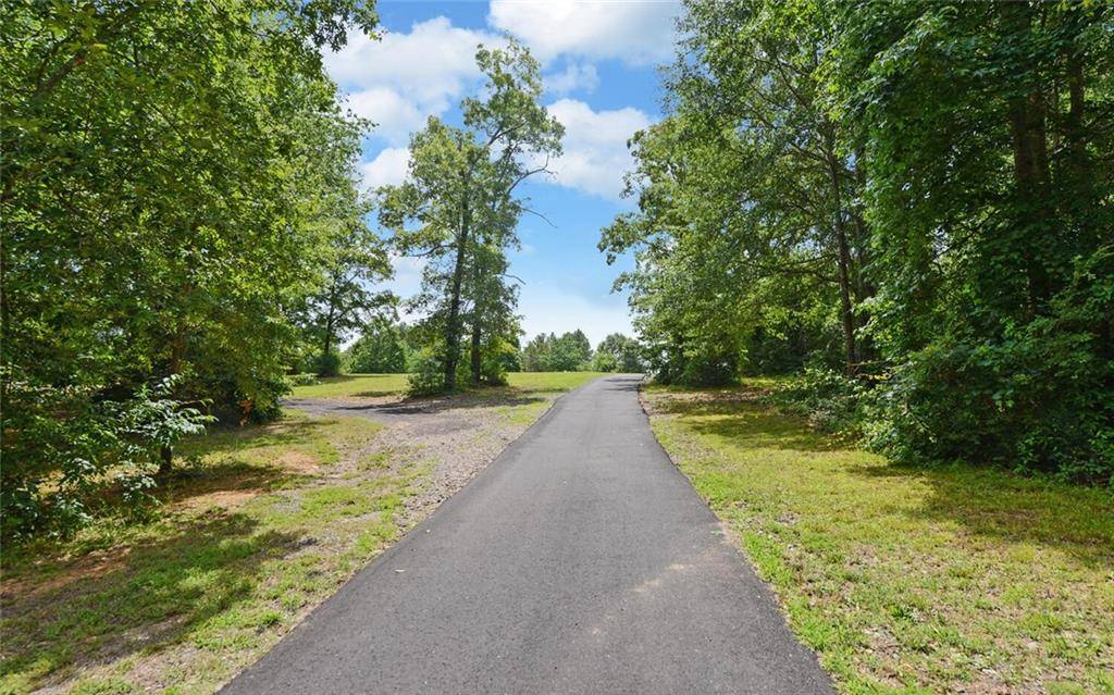 Auburn, GA 30011,1055 Flanagan Mill RD