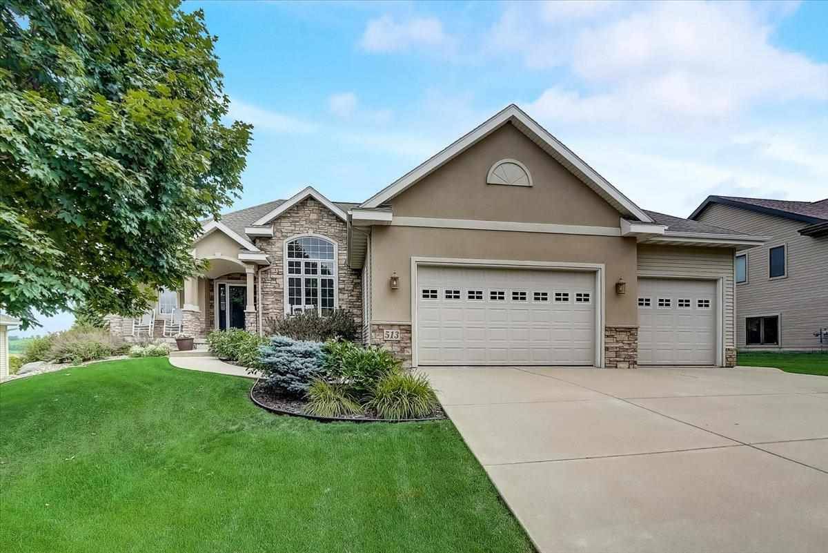 Waunakee, WI 53597,513 Skyview Dr