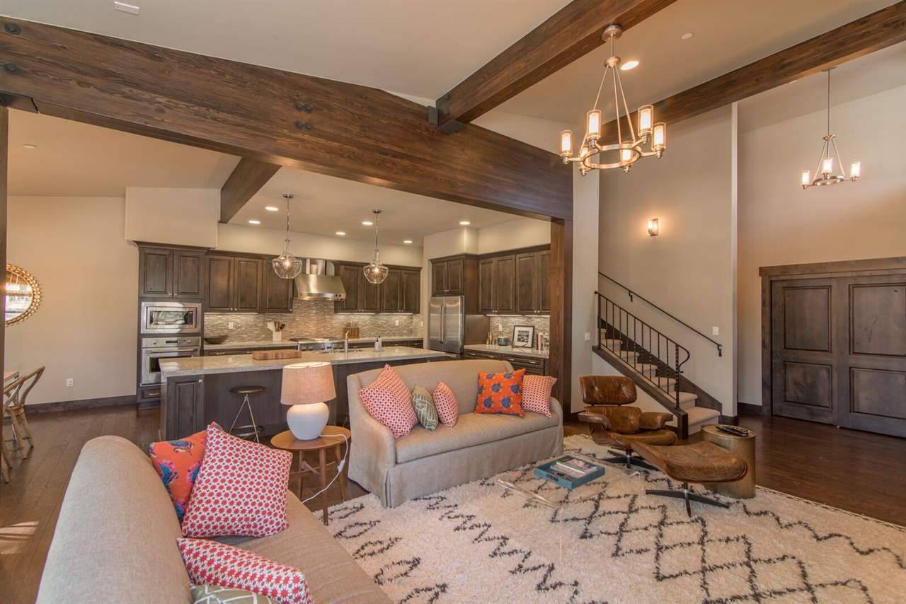 Truckee, CA 96161,10109 Sagebrush Court #48