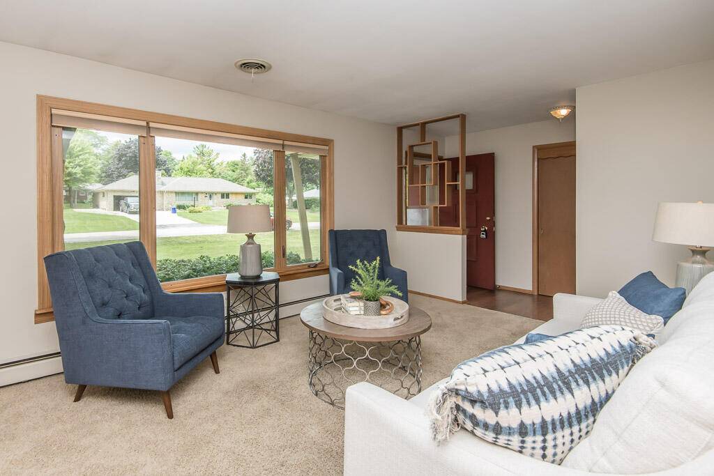 Brookfield, WI 53045,1840 Lone Oak Cir E