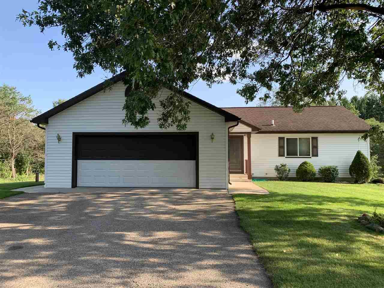 Westfield, WI 53964,W5405 10th Rd