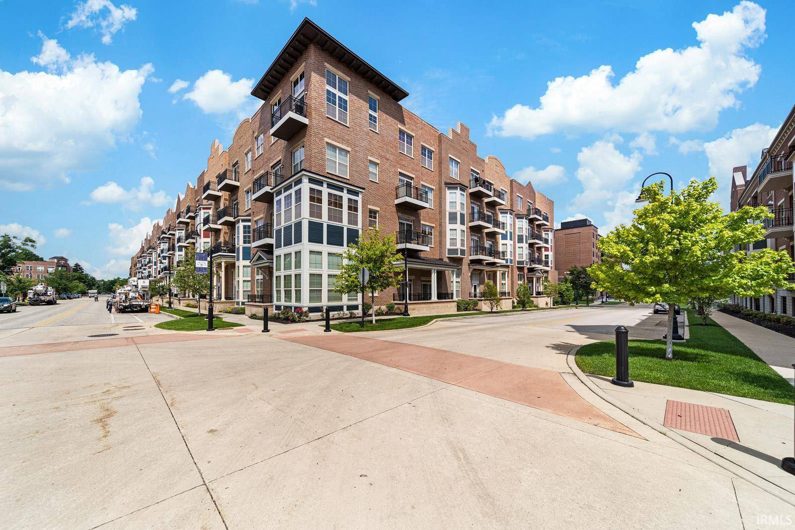 South Bend, IN 46617,1145 Napoleon Street #217