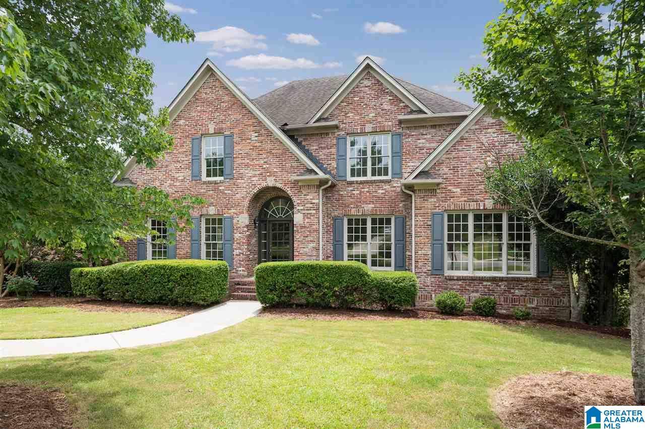 Vestavia Hills, AL 35242,7118 LAKE RUN CIRCLE