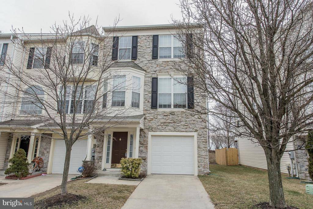 Ellicott City, MD 21043,5710 GOLDFINCH CT