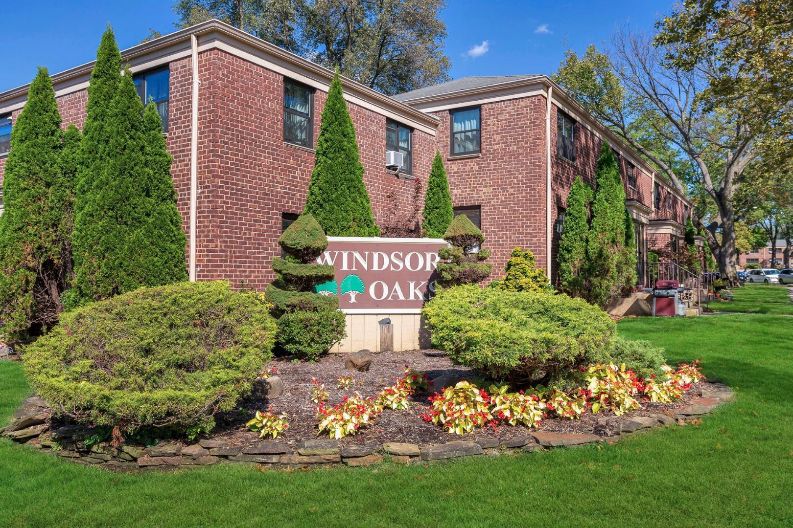 Bayside, NY 11364,217-12 75 Avenue, #268-B2