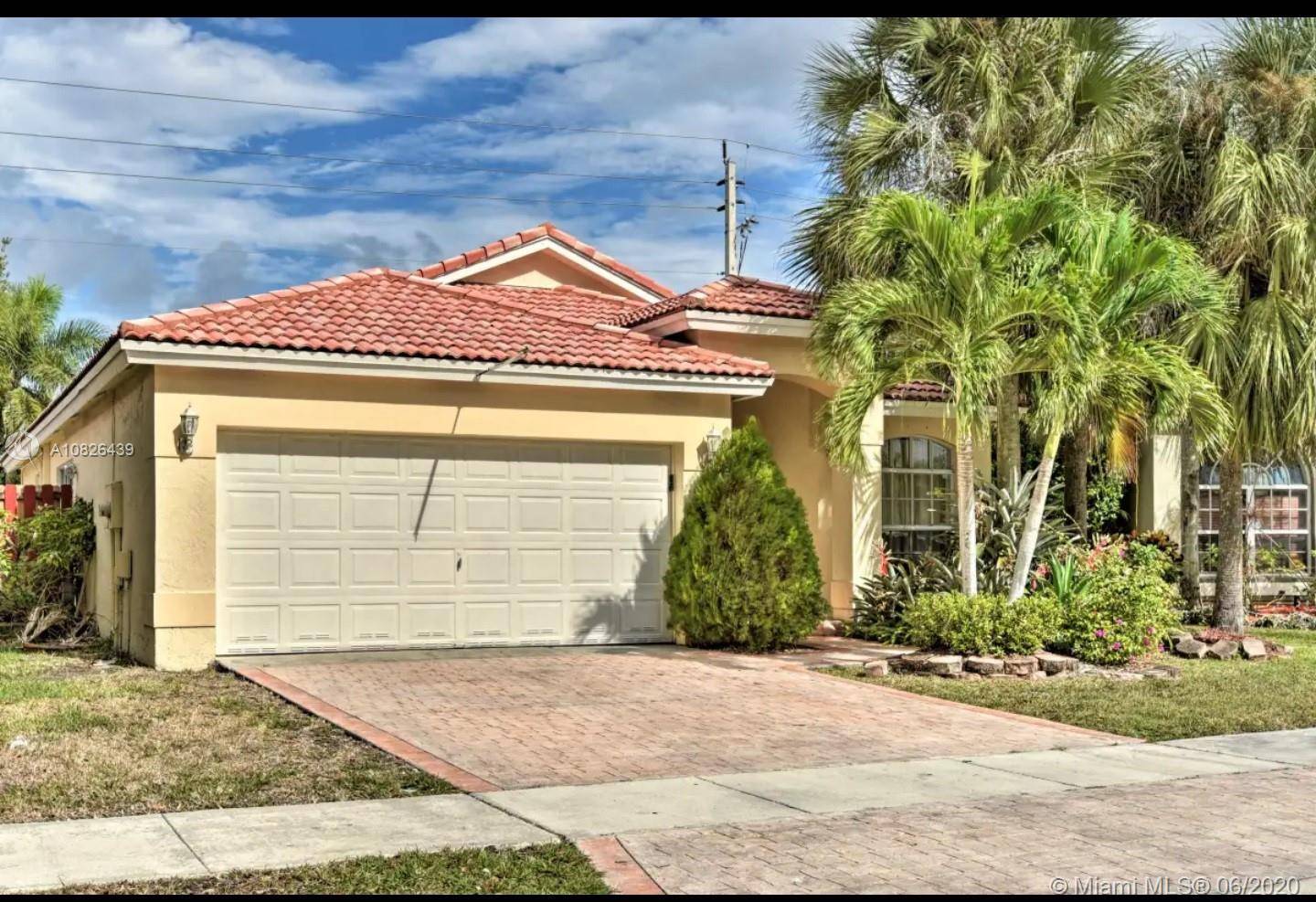 Weston, FL 33326,48 Gables Blvd