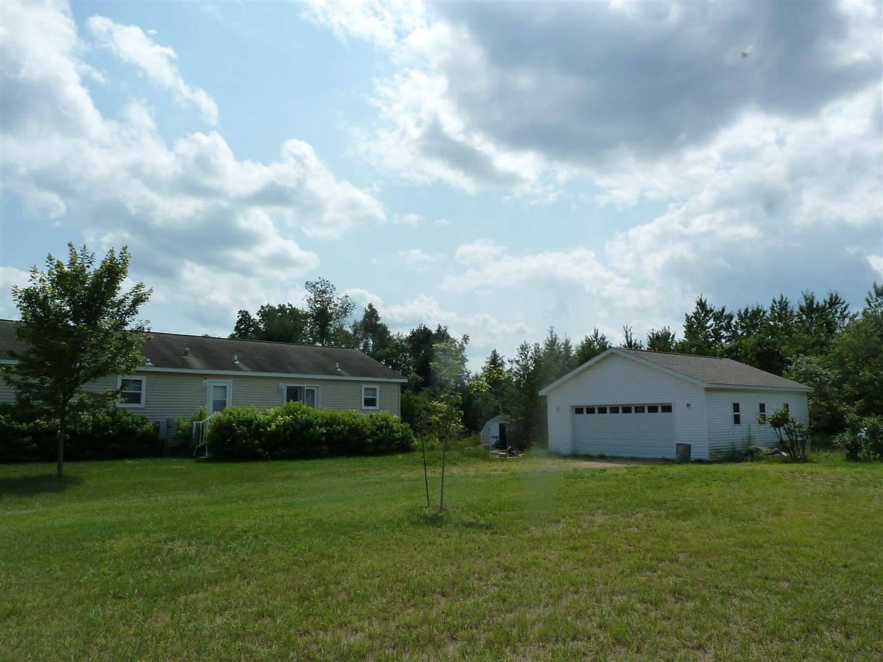 Oxford, WI 53952,311 Driscoll Ln