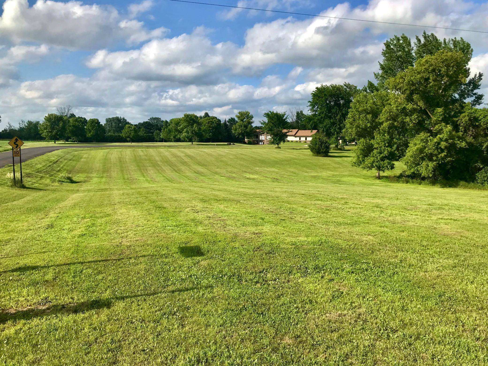 Redwood Falls, MN 56283,000 Ocean Ave