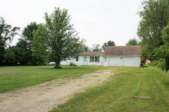 Cassopolis, MI 49031,64766 Wade Road