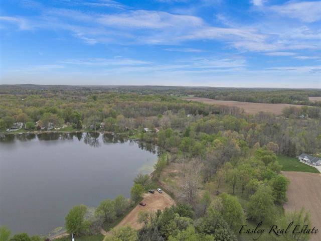 Carlton Twp, MI 49058,Middle Lake