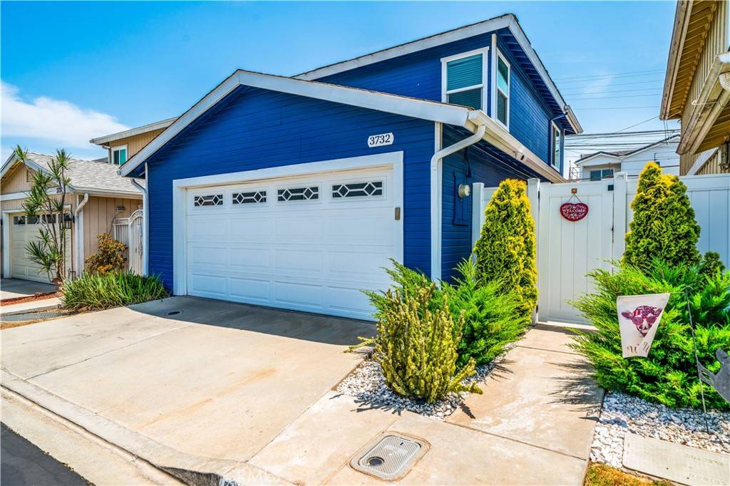 Long Beach, CA 90806,3732 Countryside LN