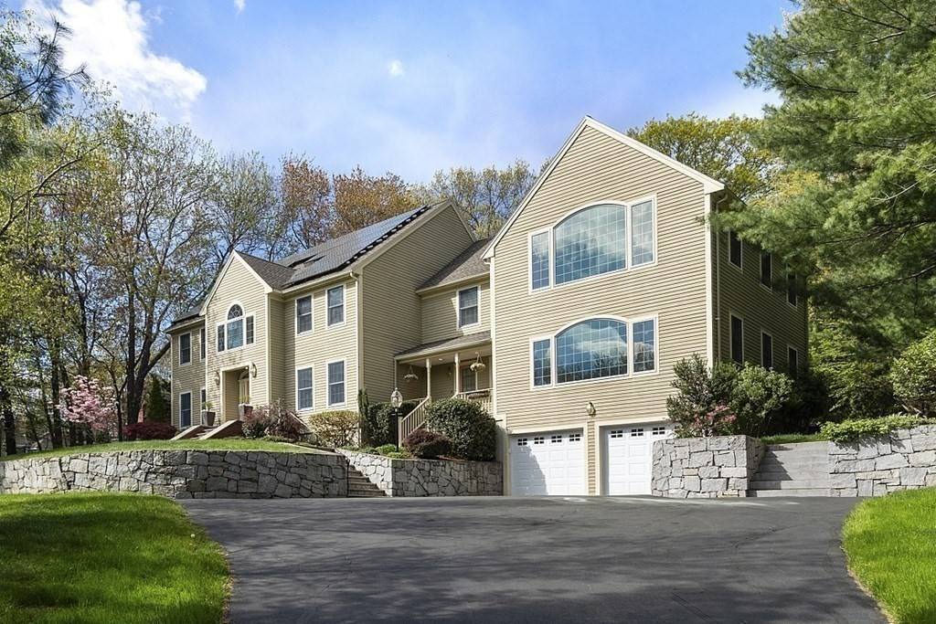 Danvers, MA 01923,4 Treetops Lane