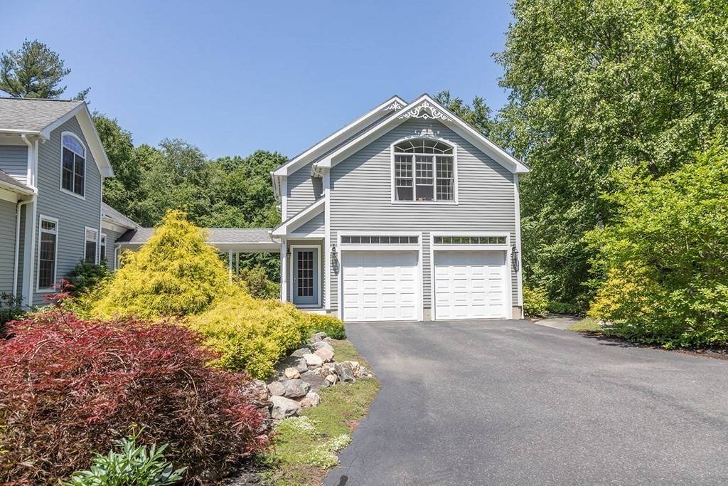 Belchertown, MA 01007,53 Azalea Way