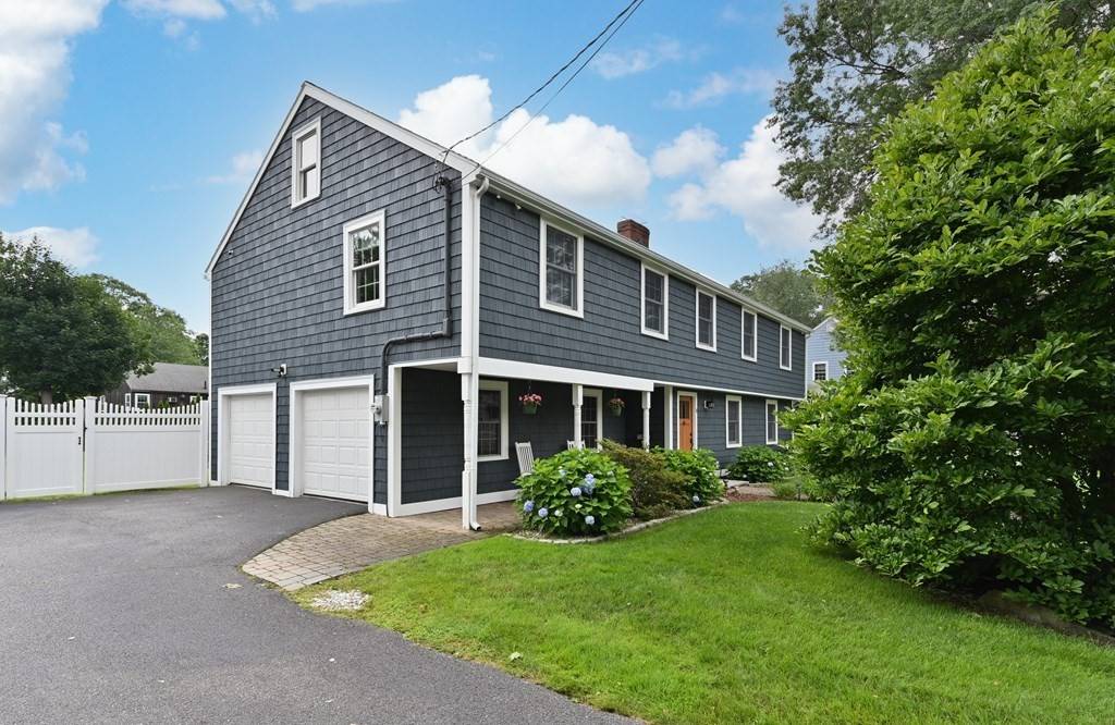 Lynnfield, MA 01940,5 Longbow Circle