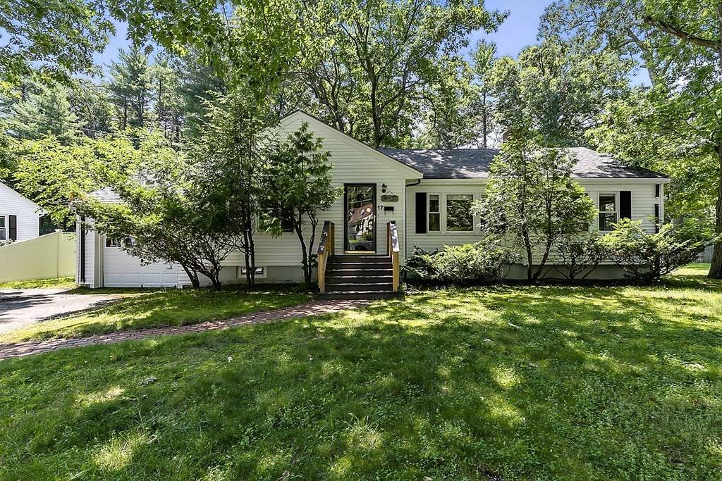 Sharon, MA 02067,17 Francis Rd