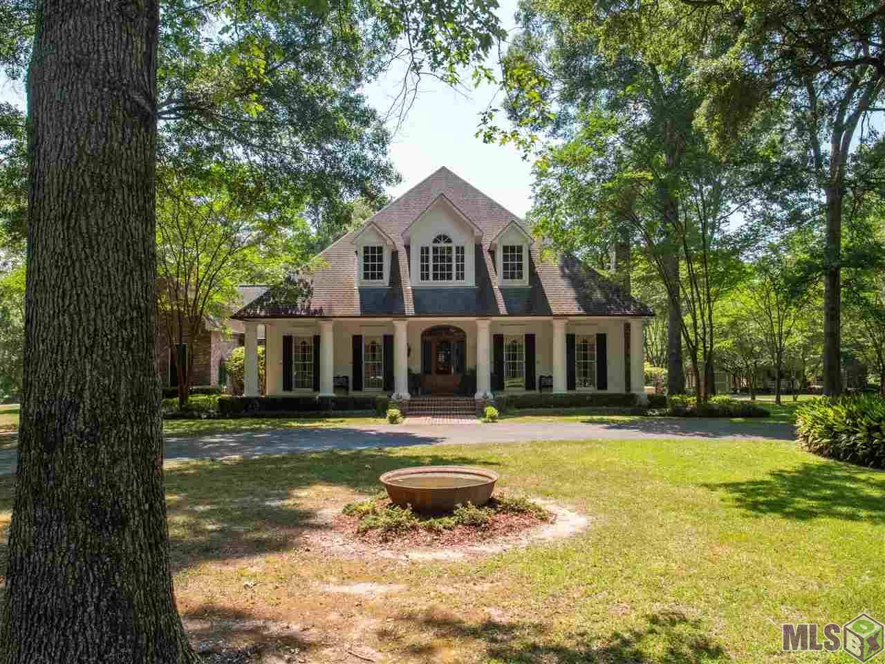 St Francisville, LA 70775,9483 MYRTLES LN