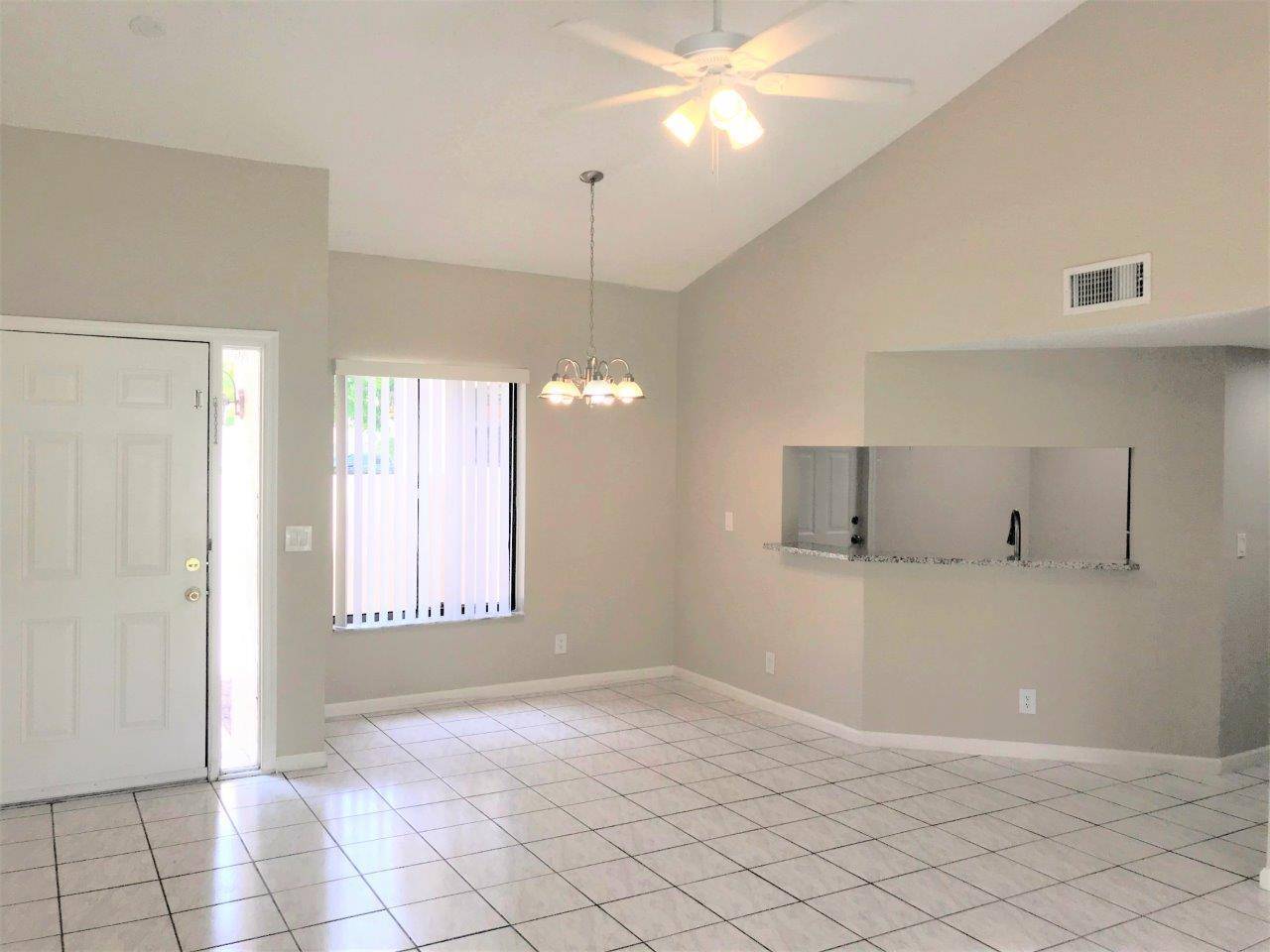 Boynton Beach, FL 33426,20 Via De Casas Sur 102