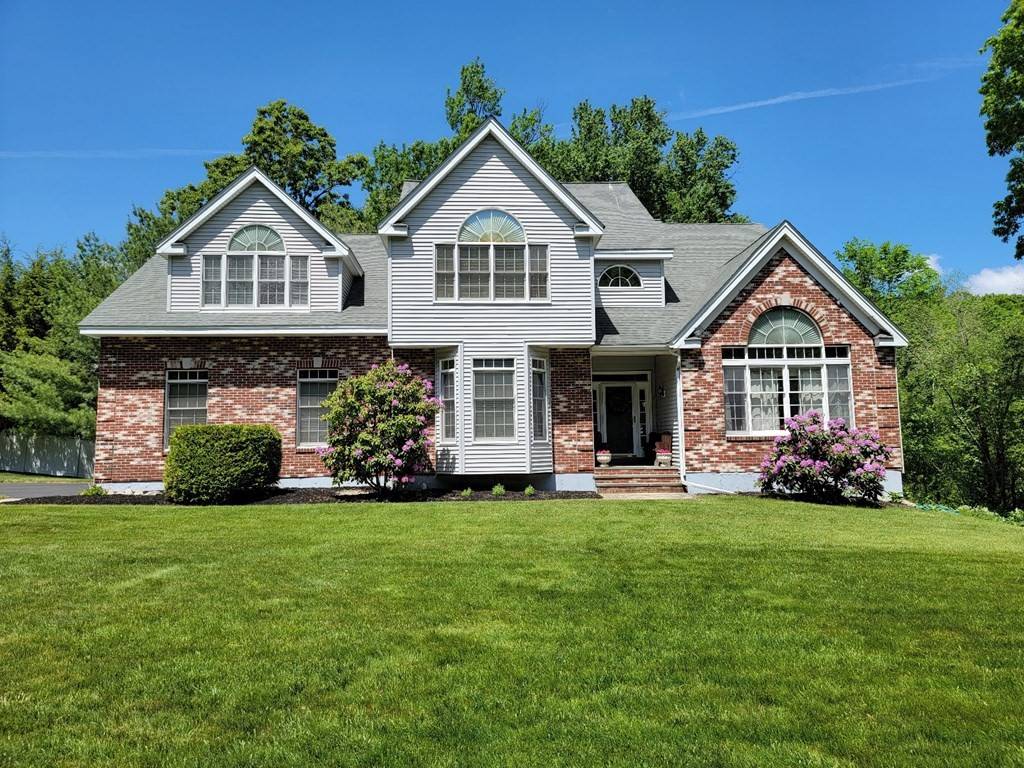 Ashland, MA 01721,7 Primrose Lane