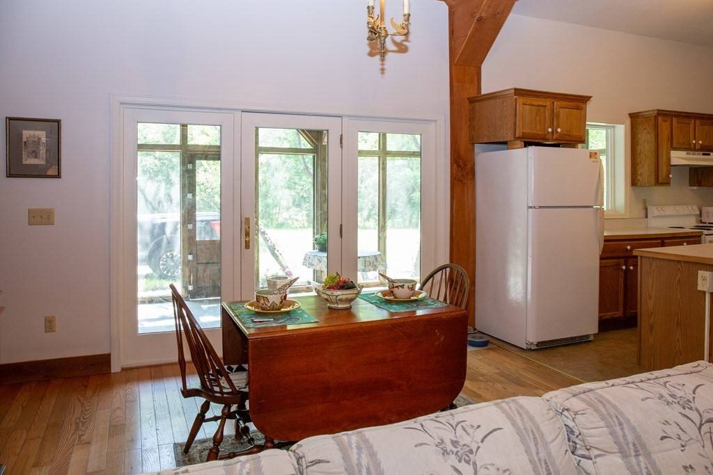 Bernardston, MA 01337,428 Brattleboro Rd