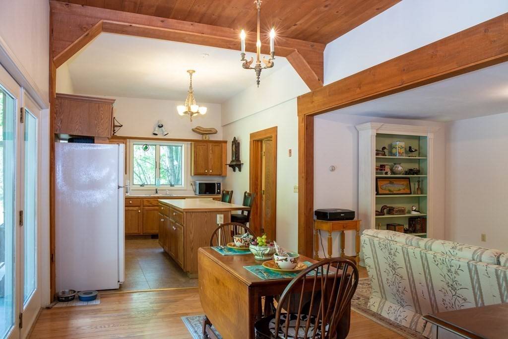 Bernardston, MA 01337,428 Brattleboro Rd