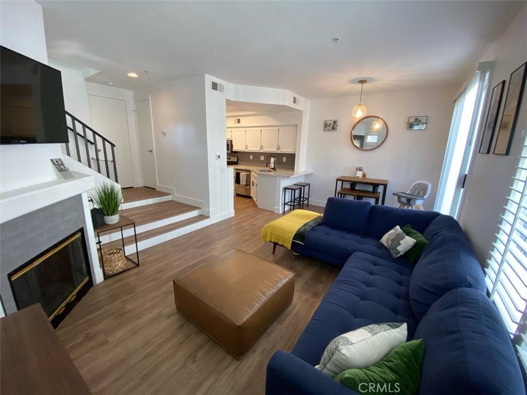 Aliso Viejo, CA 92656,61 Coronado Cay LN