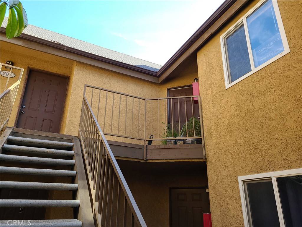 Corona, CA 92879,778 Gianni DR #208