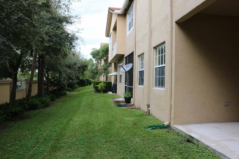 Tequesta, FL 33469,115 Lighthouse CIR D #4102