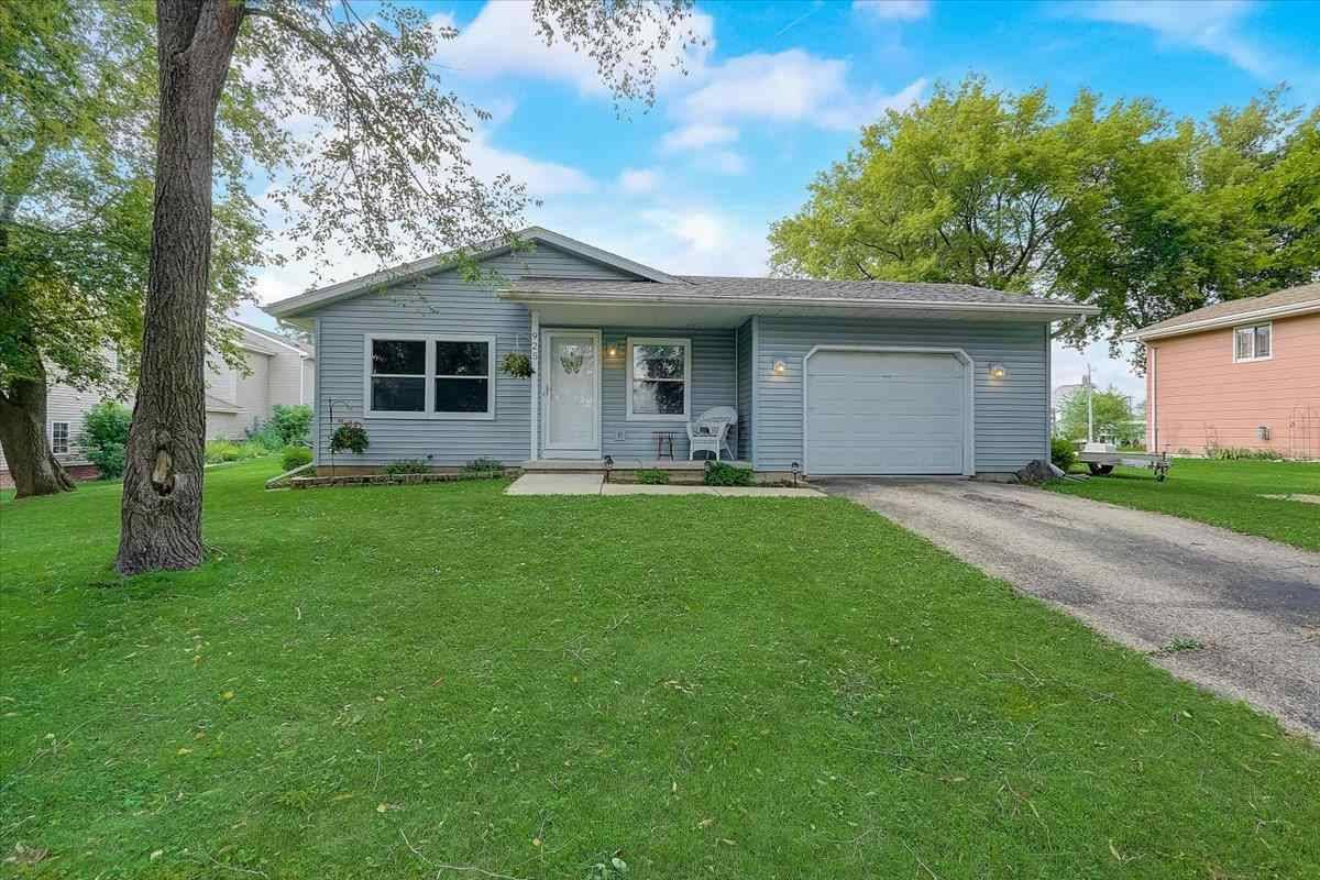 Lake Mills, WI 53551,925 Pope ST