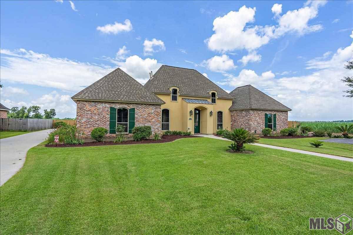 Port Allen, LA 70767,143 ROSEBUD DR