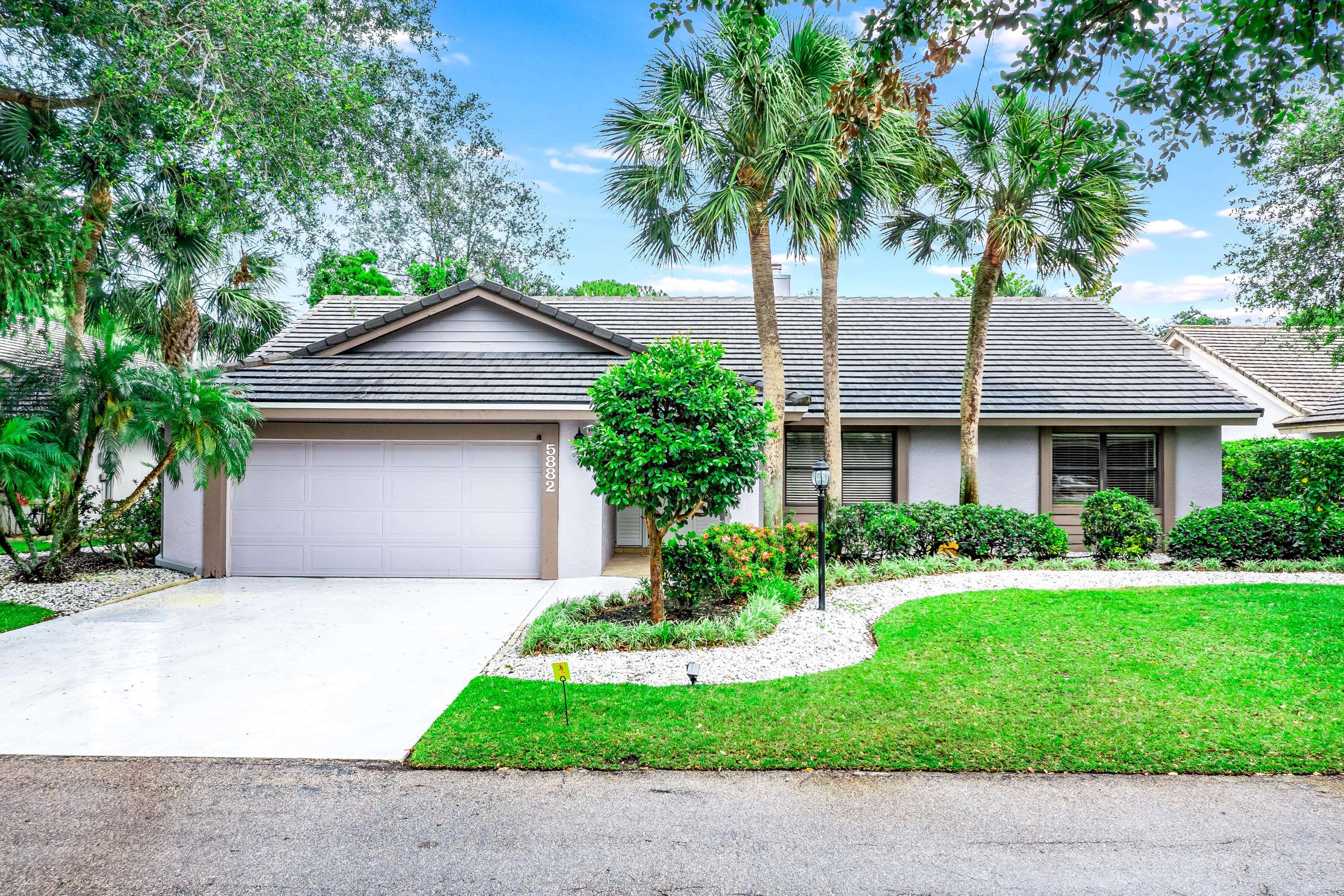 Jupiter, FL 33458,5882 Stonewood CT