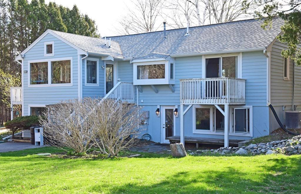 Ipswich, MA 01938,34 Mulholland Dr
