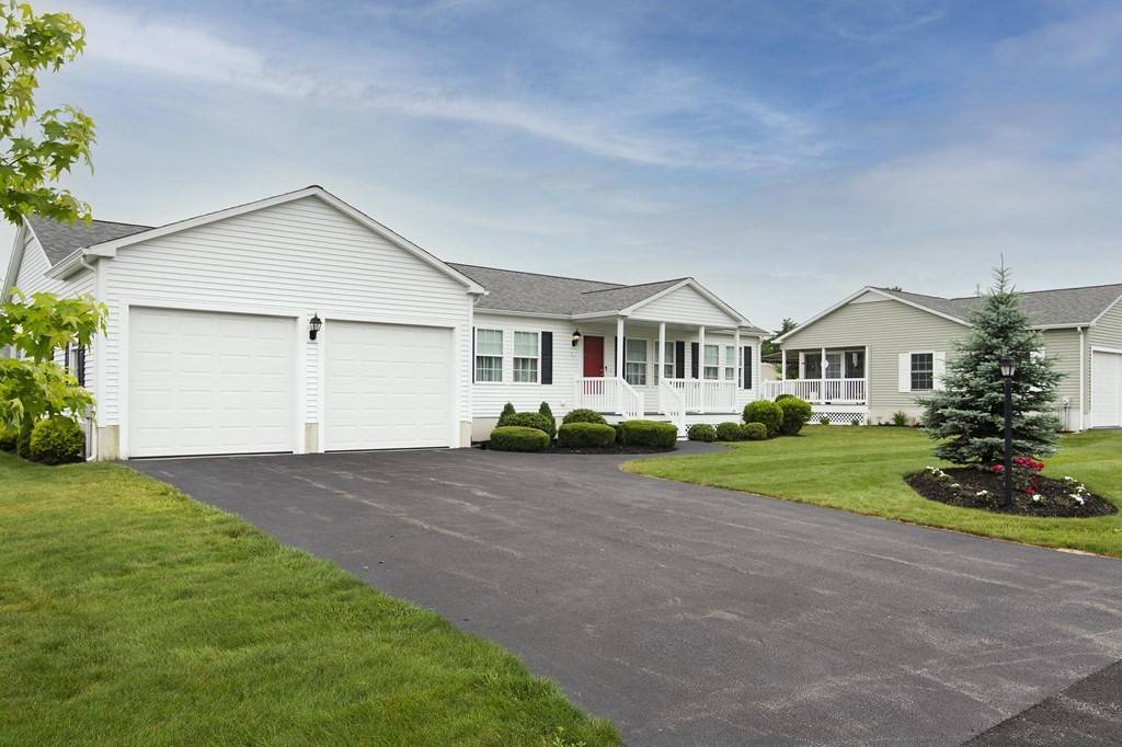 17 Limestone Dr, Bridgewater, MA 02324