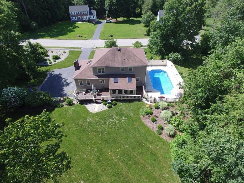 Dudley, MA 01571,10 Camelot Circle