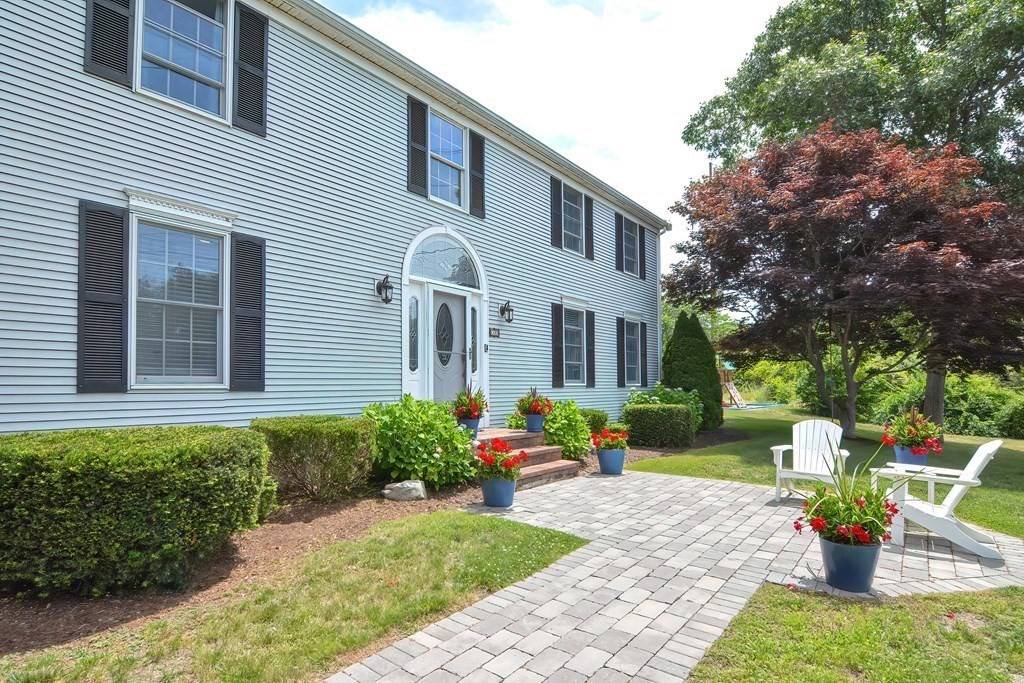 Brewster, MA 02631,49 Canoe Pond Dr.