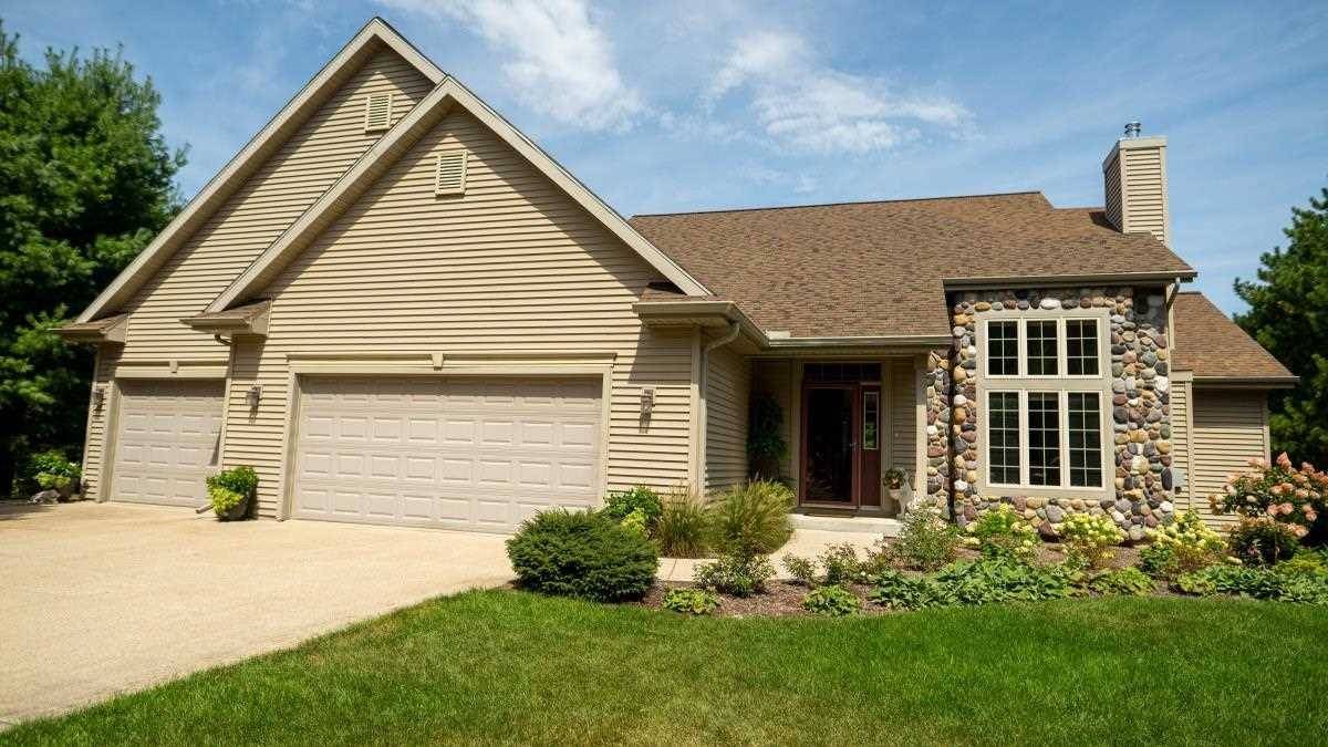 Oxford, WI 53592,W8278 Fawn Ave