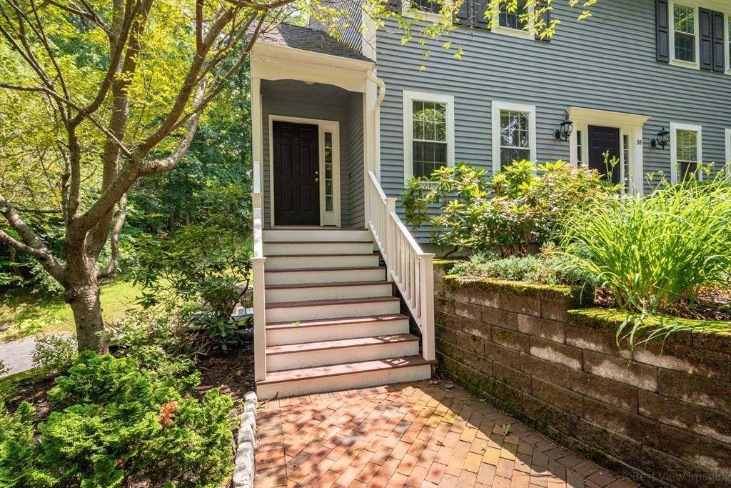 Grafton, MA 01519,38 Elliot Trail