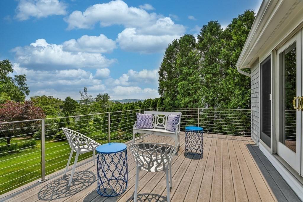 Rockport, MA 01966,1 Landmark Ln