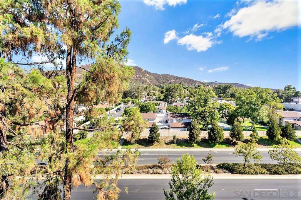 San Diego, CA 92119,7858 Cowles Mountain Ct #D25