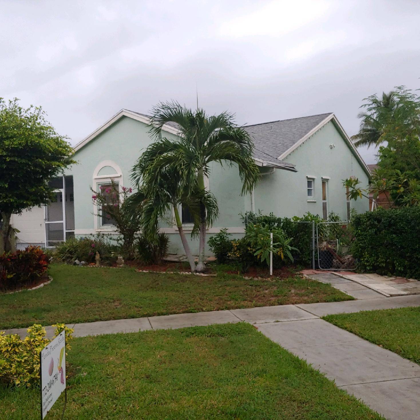 Lake Worth, FL 33463,5407 SE Twin Oakes RD