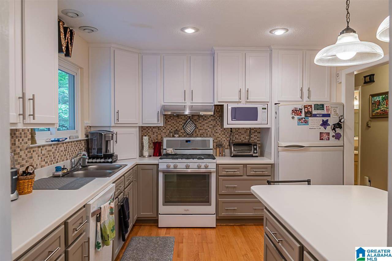 Indian Springs Village, AL 35124,545 MCGUIRE ROAD