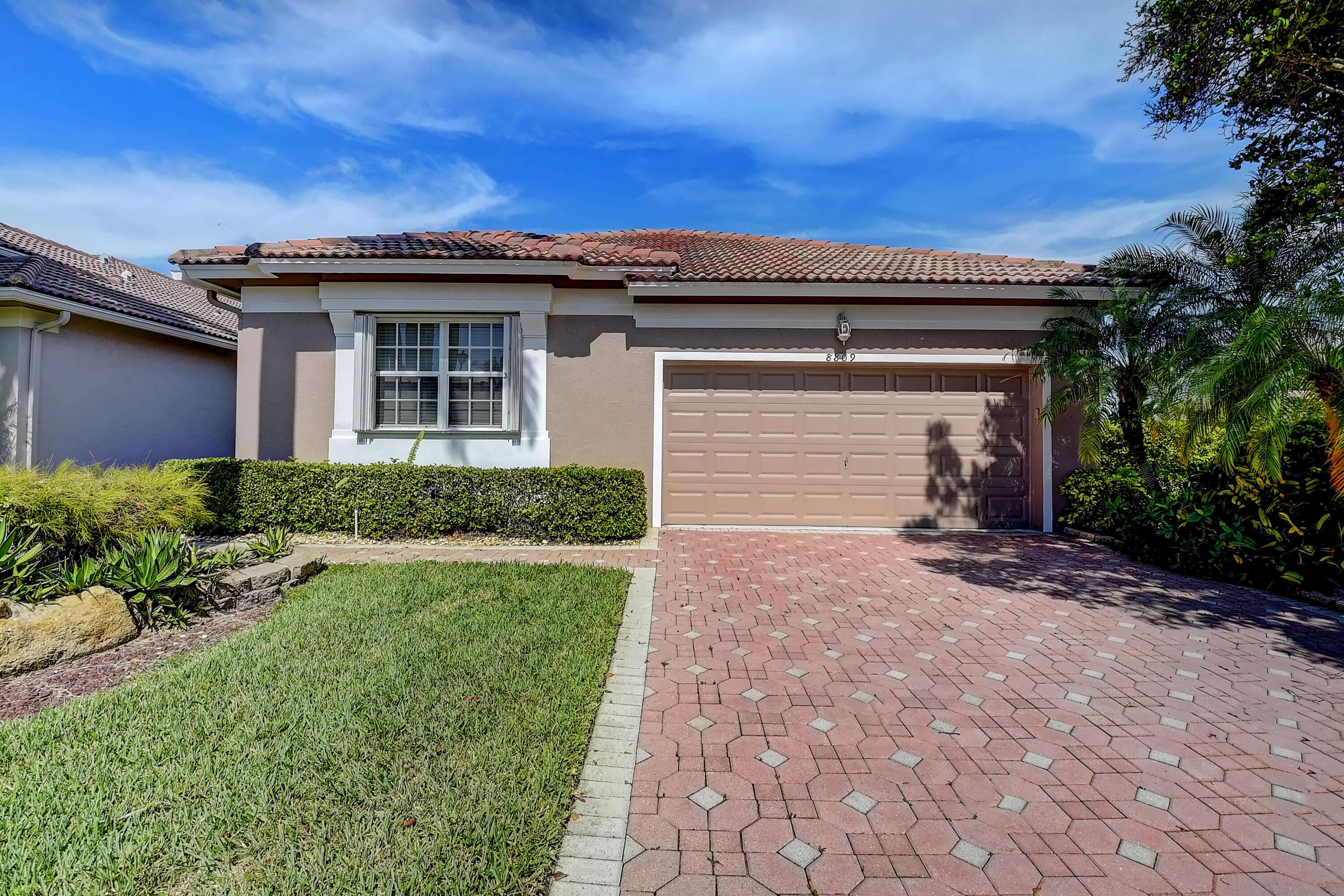 Boynton Beach, FL 33472,8809 Barrymore LN