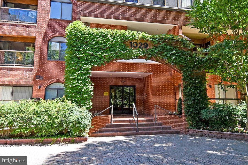 Arlington, VA 22201,1029 N STUART ST #508