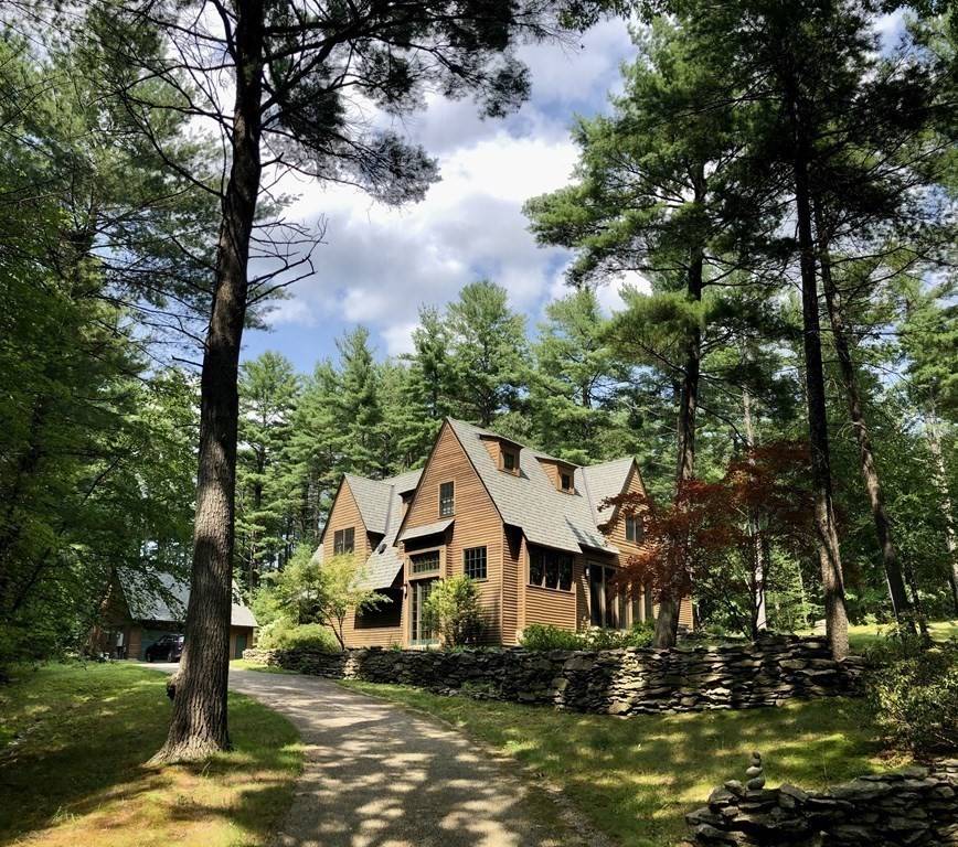 39 Laurel Hill Drive, Leverett, MA 01054