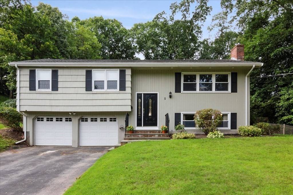 Franklin, MA 02038,5 Sargent Ln