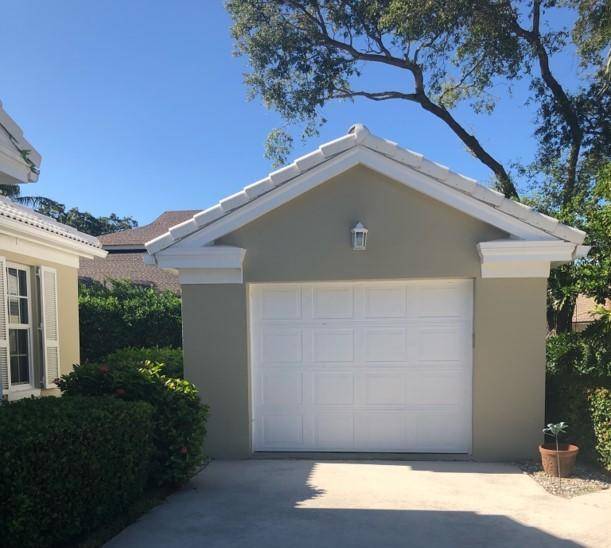 Tequesta, FL 33469,9906 SE Mahogany WAY