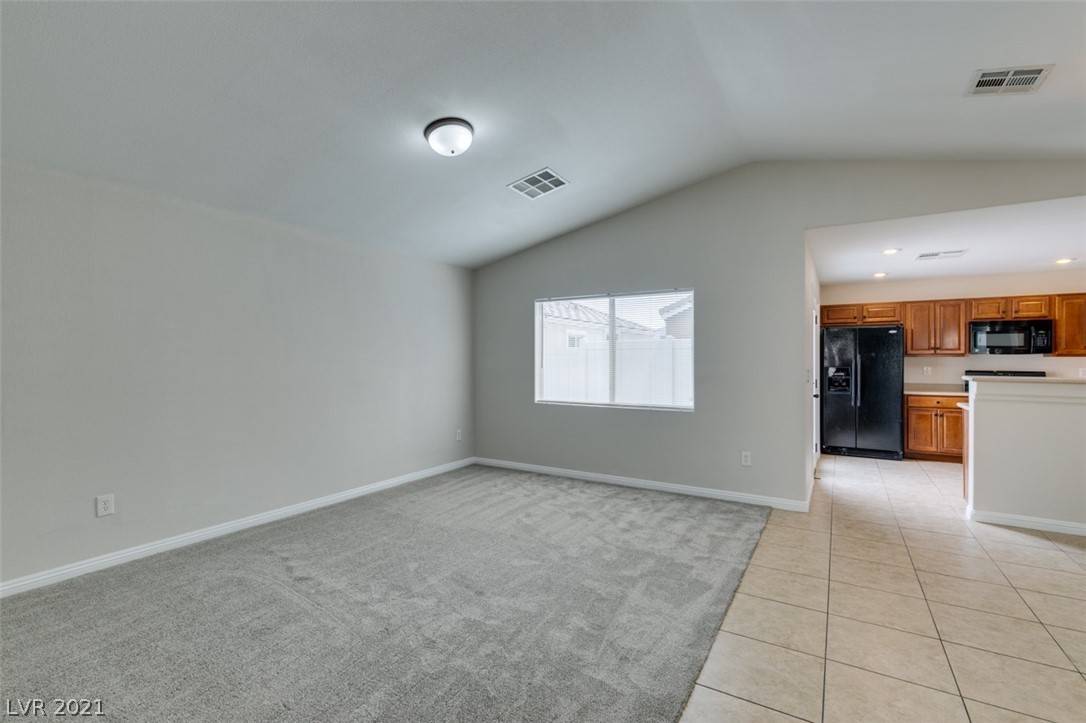 North Las Vegas, NV 89031,5045 Bayberry Crest Street