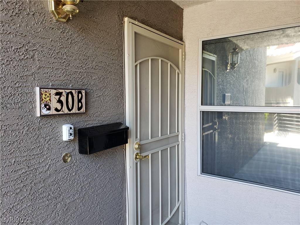 Boulder City, NV 89005,700 Capri Drive #30B