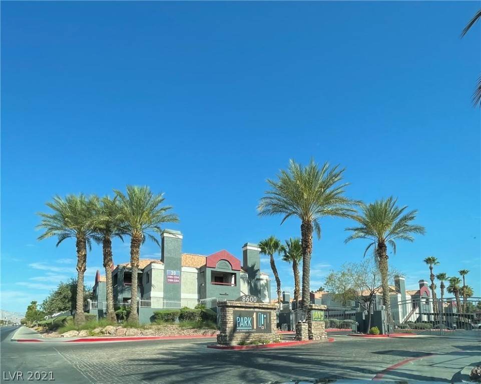 Las Vegas, NV 89117,8600 W Charleston Boulevard #2189