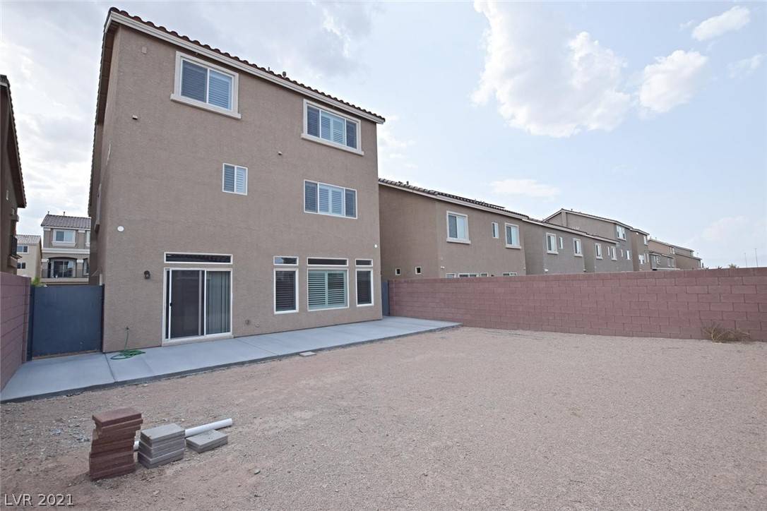 Las Vegas, NV 89118,7074 Switchback Ridge Court