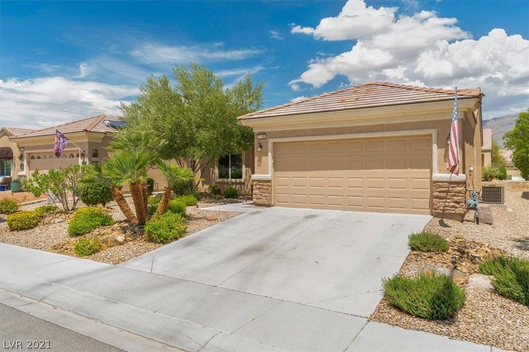 Las Vegas, NV 89084,3128 Kingbird Drive